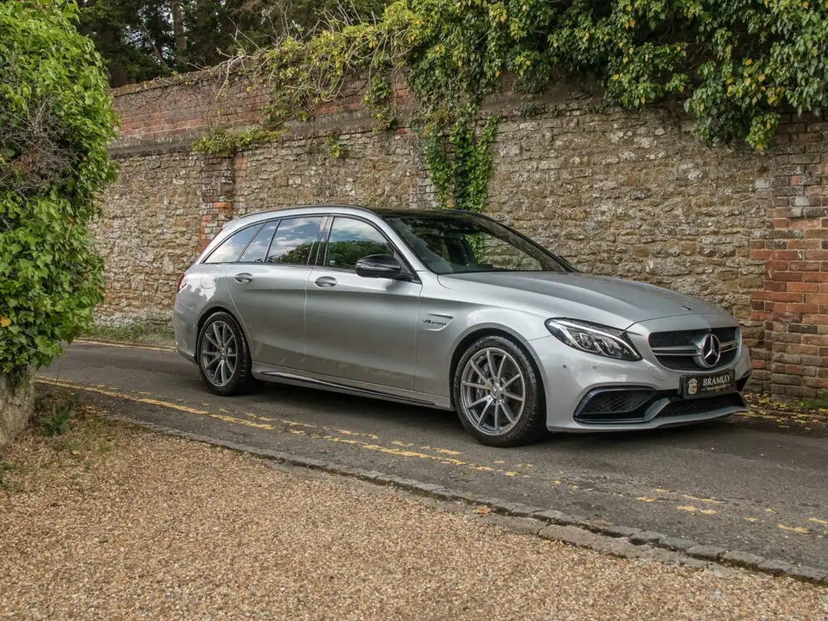 2018-mercedes-benz-c-class-40-c63-amg-premiumss-estate-5d-speedshift-mct-big-9