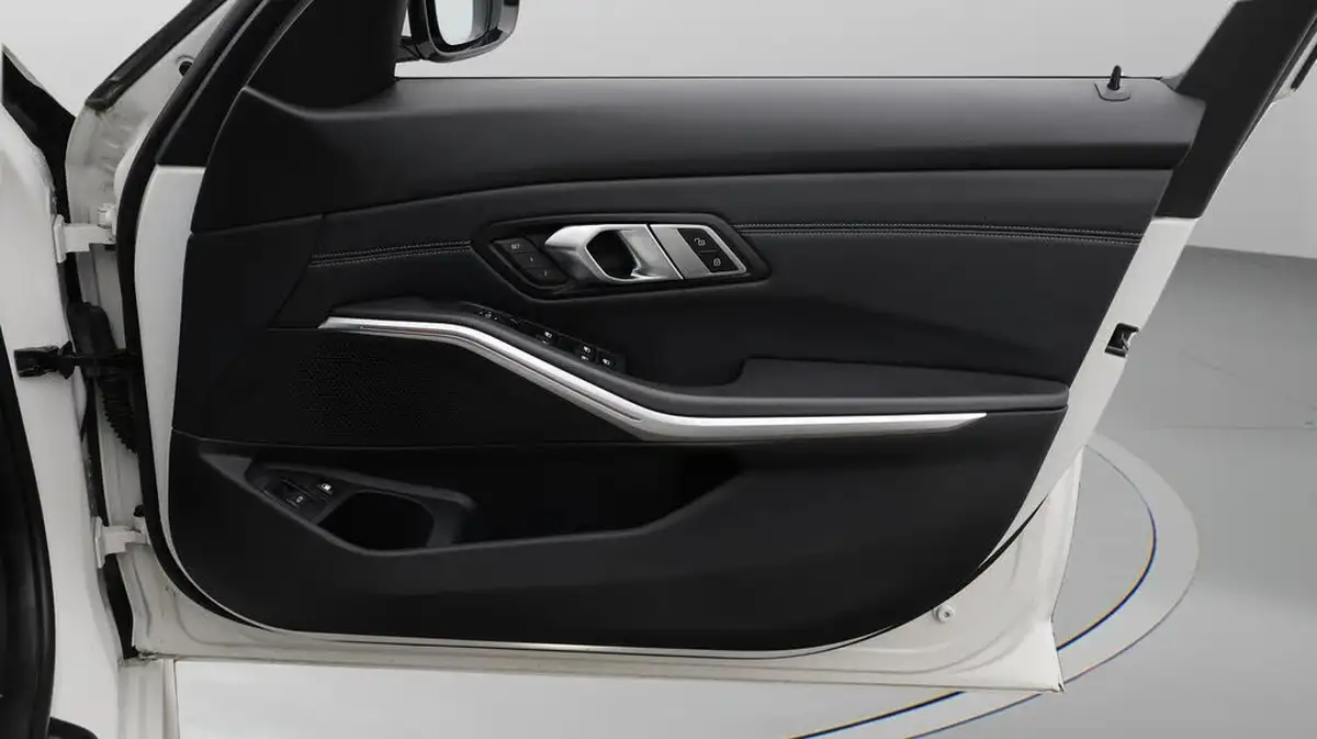 2022-bmw-3-series-20-330e-m-sport-pro-pack-saloon-4d-big-15