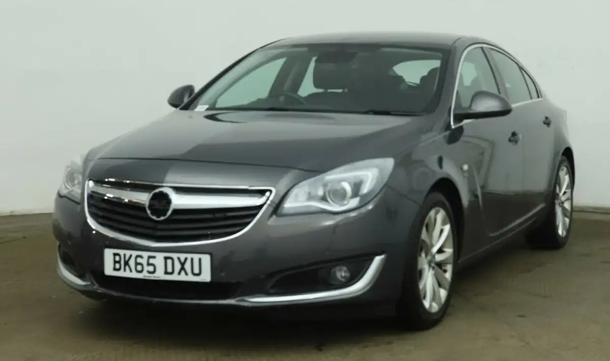 2015-vauxhall-insignia-16cdti-elite-nav-ecoflex-ss-big-0