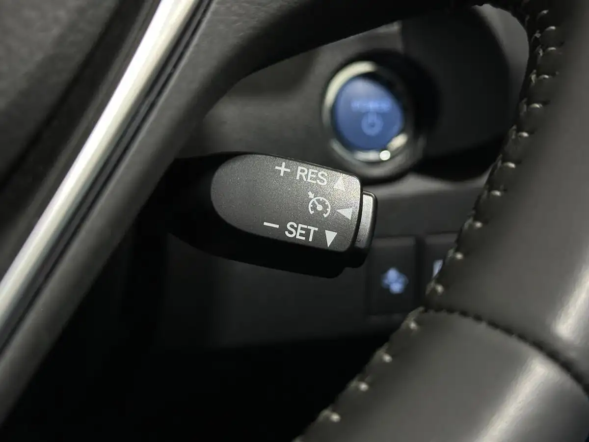 2018-toyota-auris-18-vvt-i-hsd-excel-hatchback-big-16
