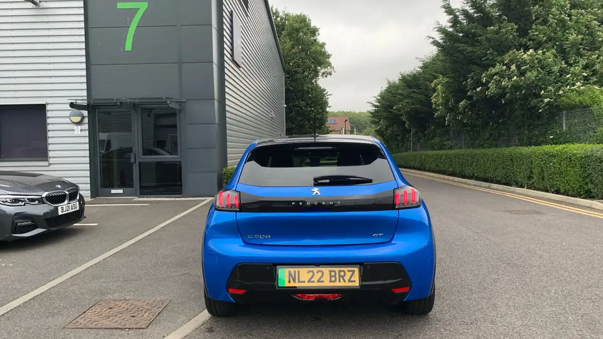 2022-peugeot-208-e-gt-136bhp-50kwh-big-8