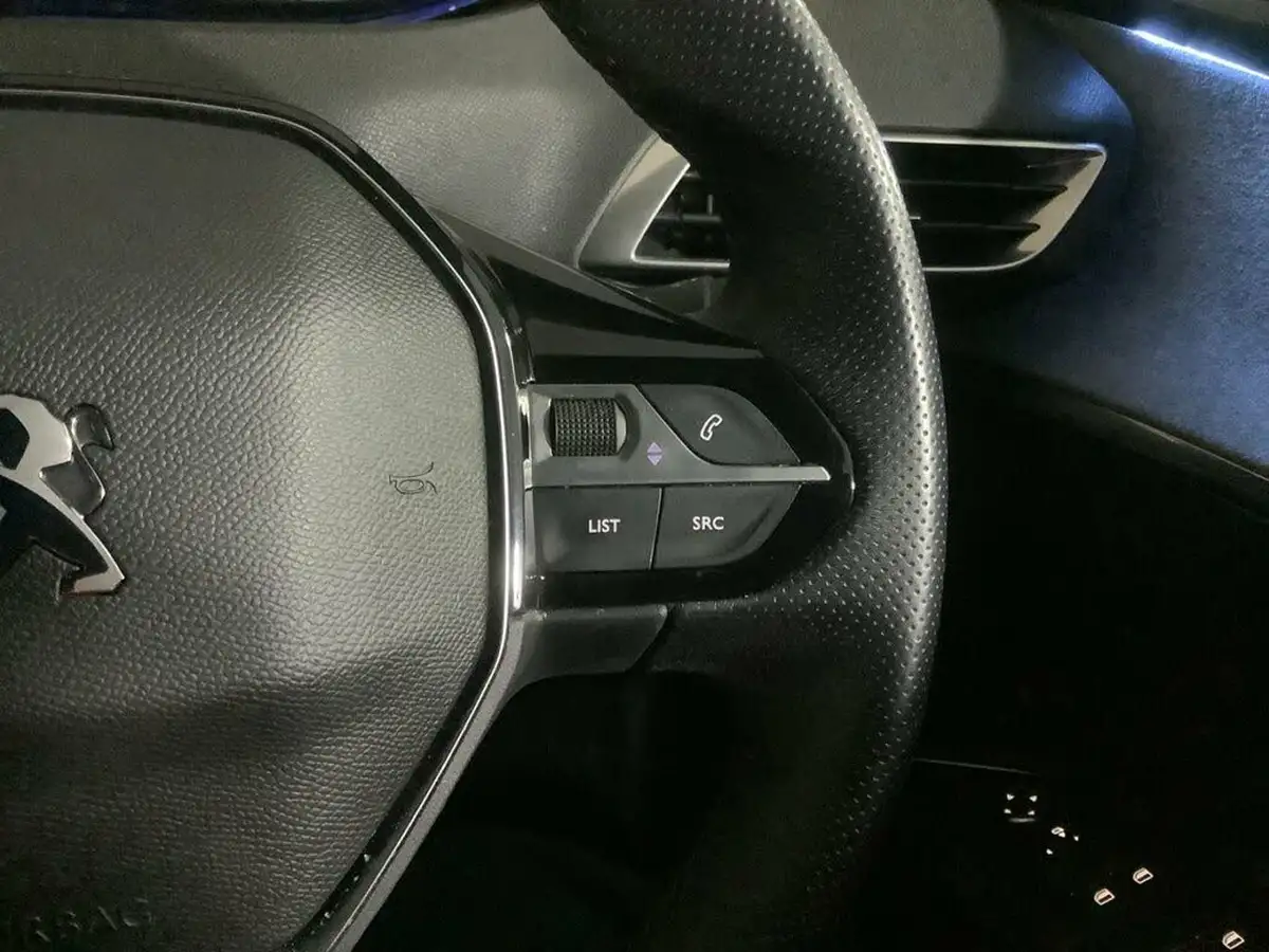 2022-peugeot-5008-suv-12-puretech-gt-big-16