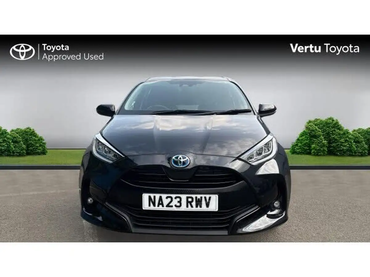 2023-toyota-yaris-15-vvt-i-design-big-14