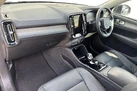 2021-volvo-xc40-15-t3-inscription-163bhp-geartronic-small-1