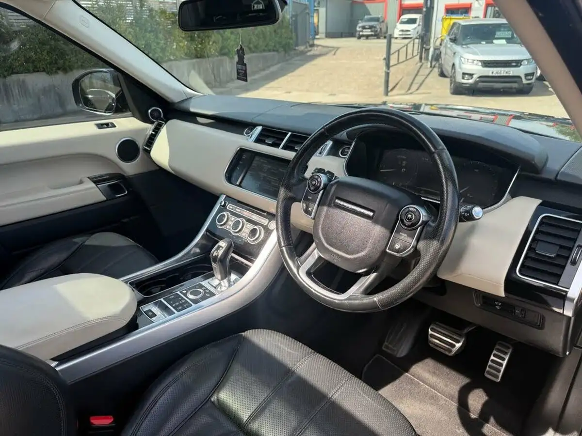 2015-land-rover-range-rover-sport-30-sd-v6-hse-292ps-4x4-big-17