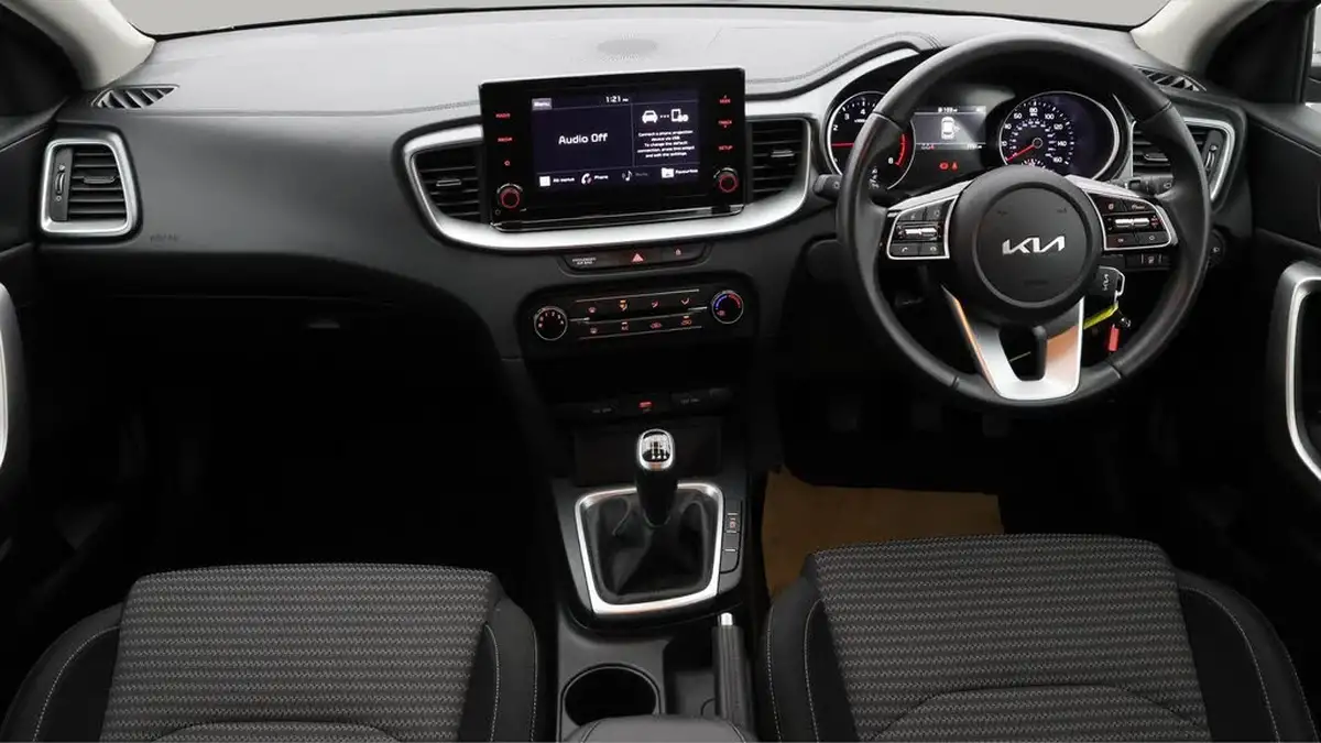 2022-kia-xceed-10-t-gdi-2-big-13