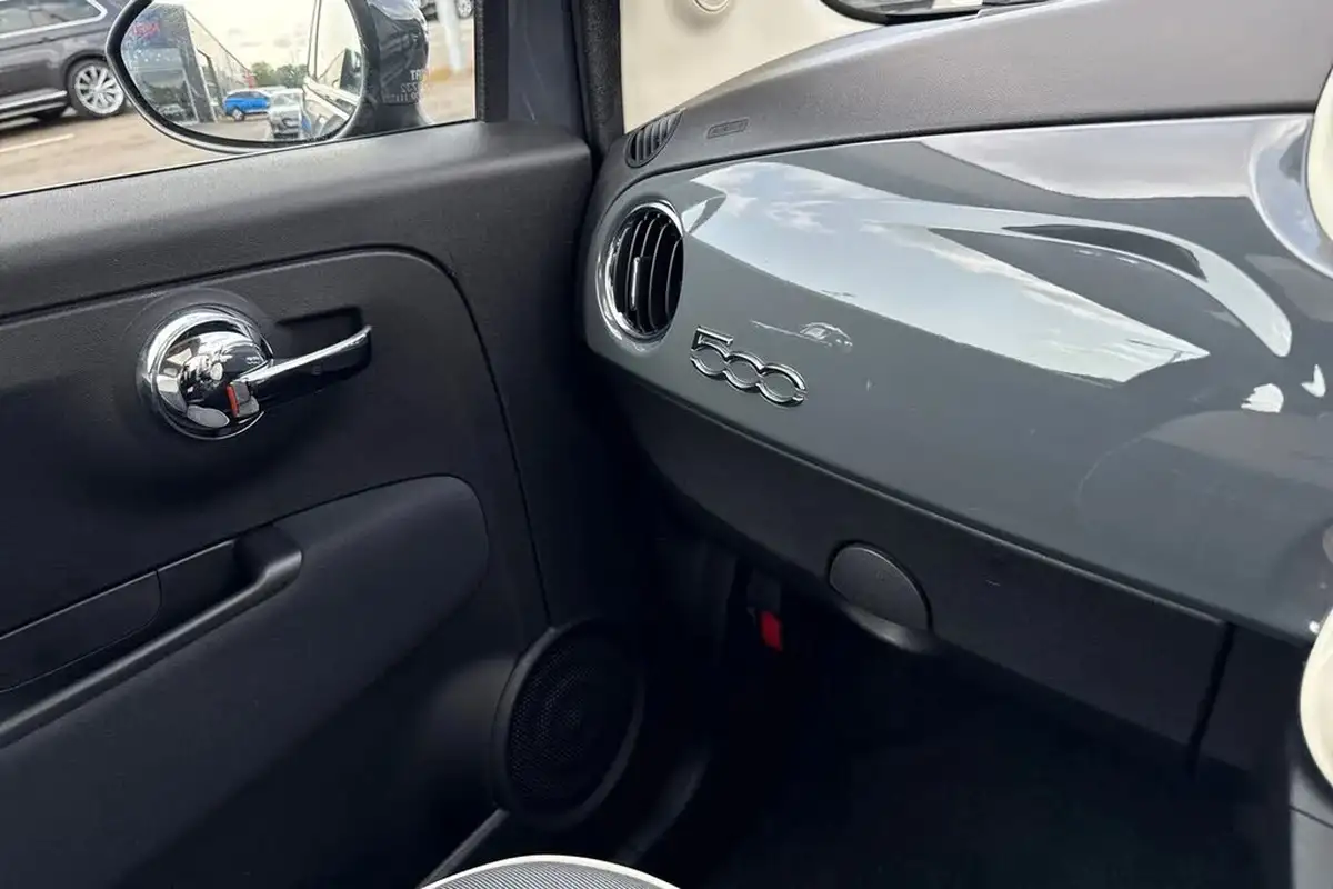 2018-fiat-500-12-lounge-big-54