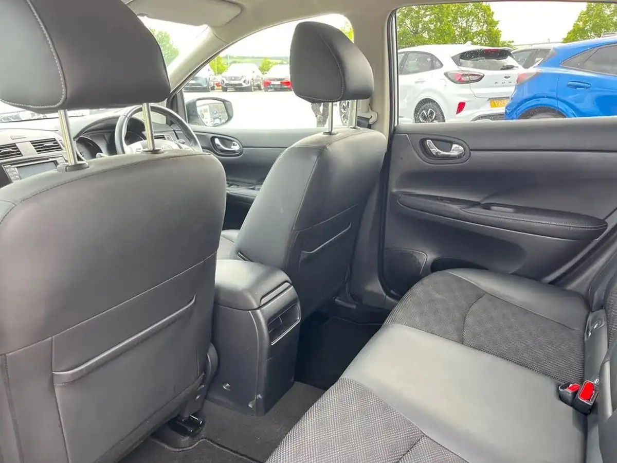 2017-nissan-pulsar-12-dig-t-n-connecta-ss-big-38