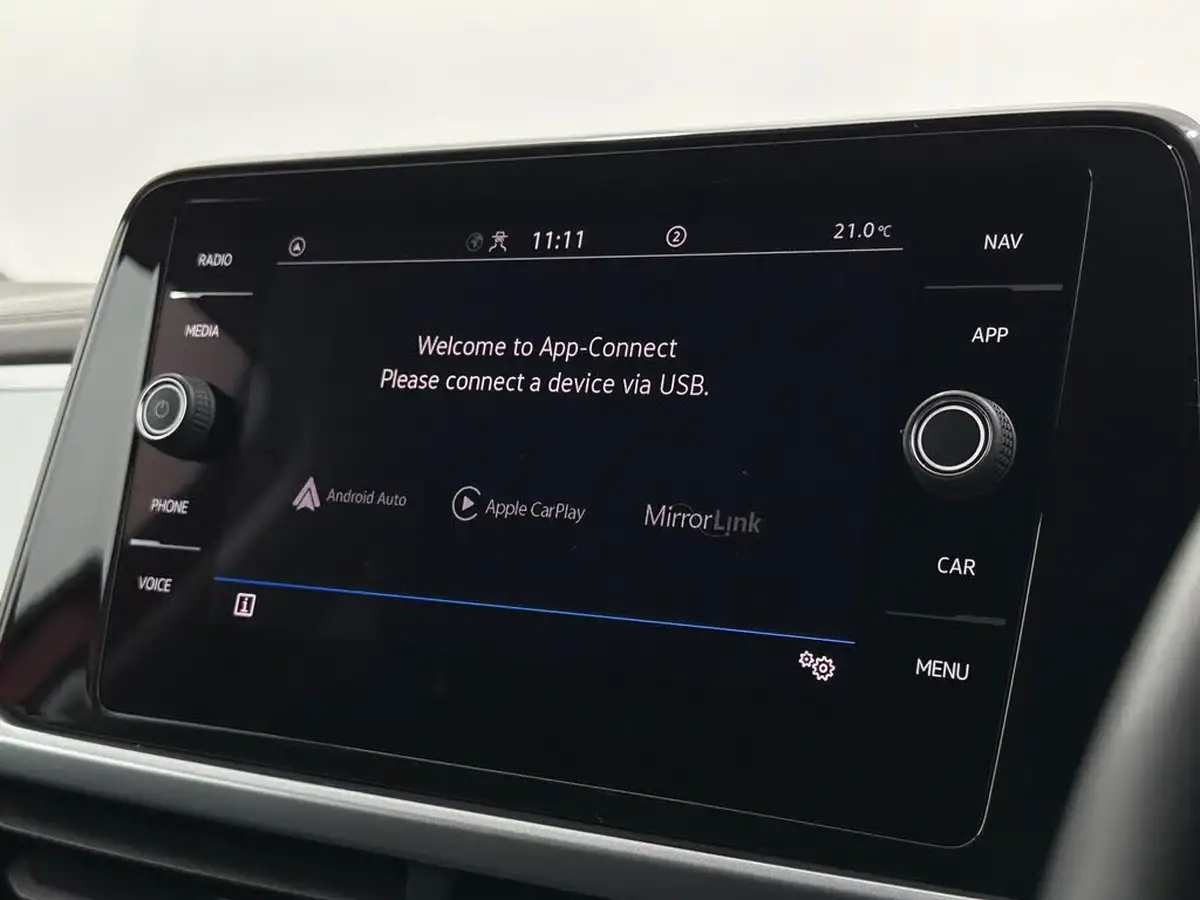 2022-volkswagen-t-roc-15-tsi-life-big-20