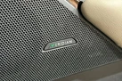 2019-land-rover-range-rover-velar-20-p250-s-small-38