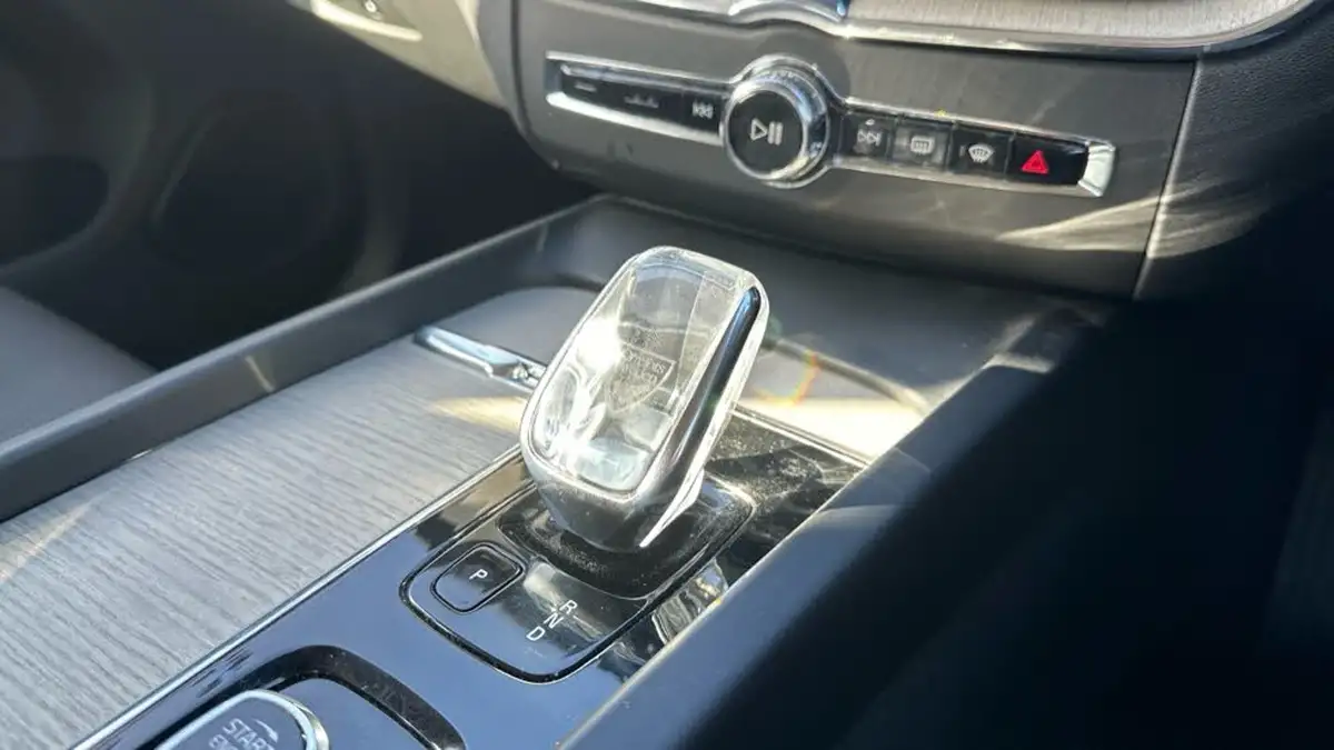 2020-volvo-xc60-20-b5-inscription-pro-awd-big-13
