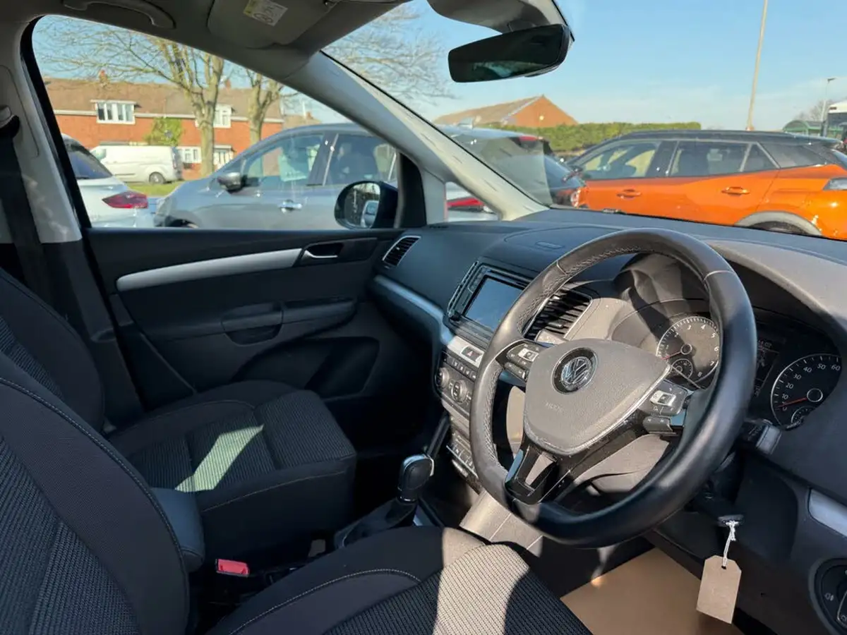 2021-volkswagen-sharan-14-tsi-se-nav-dsg-big-31