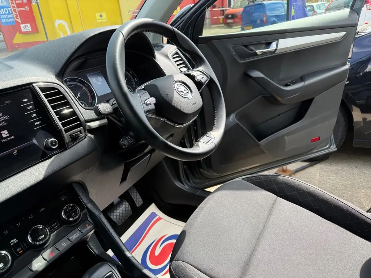 2021-skoda-karoq-15-tsi-se-technology-dsg-big-17