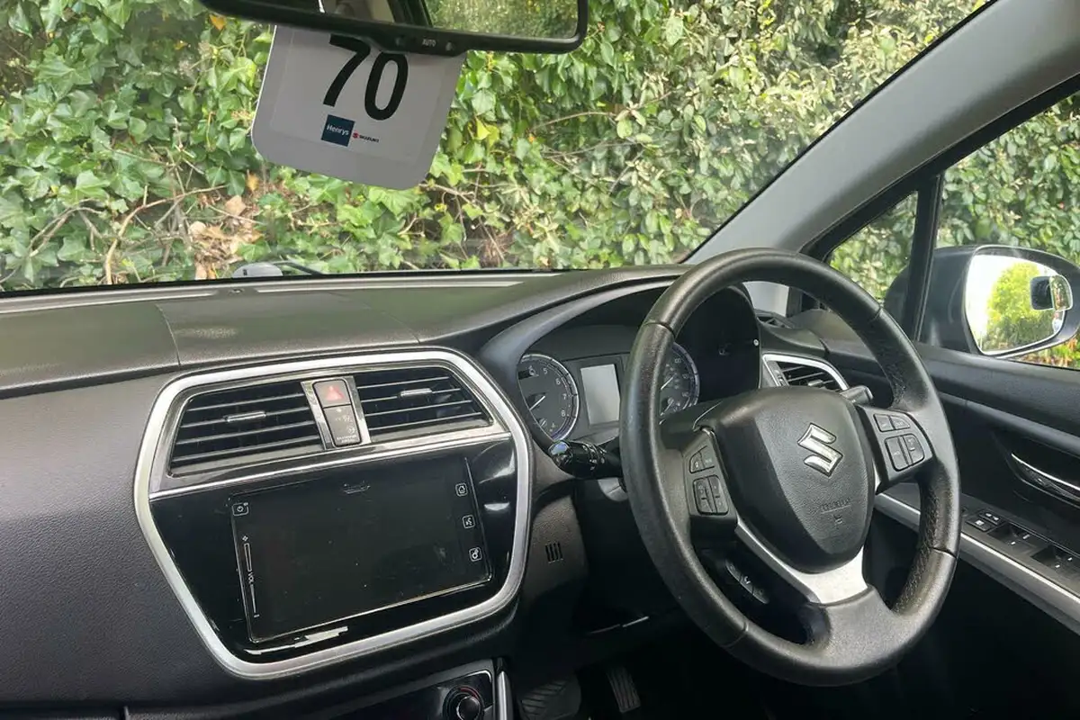 2018-suzuki-s-cross-10-boosterjet-sz-t-110ps-988cc-auto-big-5