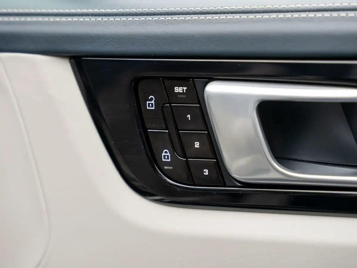 2019-porsche-cayenne-30-v6-e-hybrid-e-hybrid-coupe-big-24