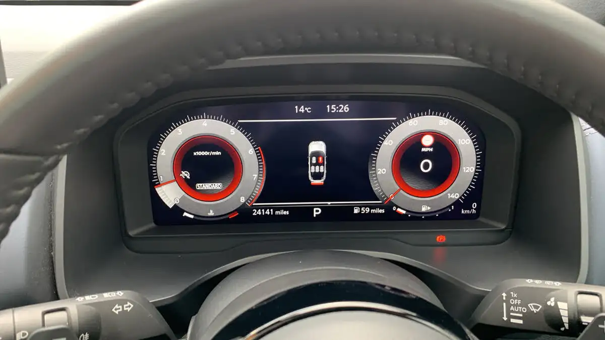 2022-nissan-qashqai-13-dig-t-tekna-158ps-xtronic-big-12