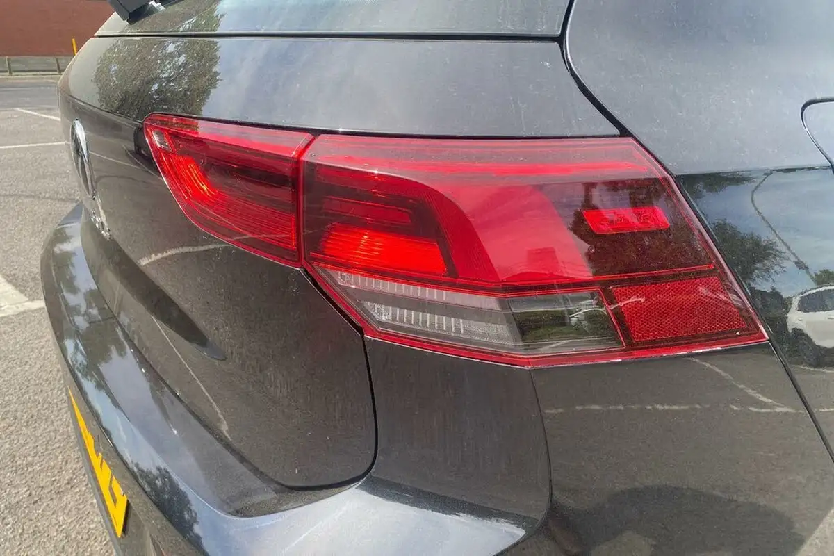2022-volkswagen-golf-15-tsi-life-130ps-hatchback-big-54