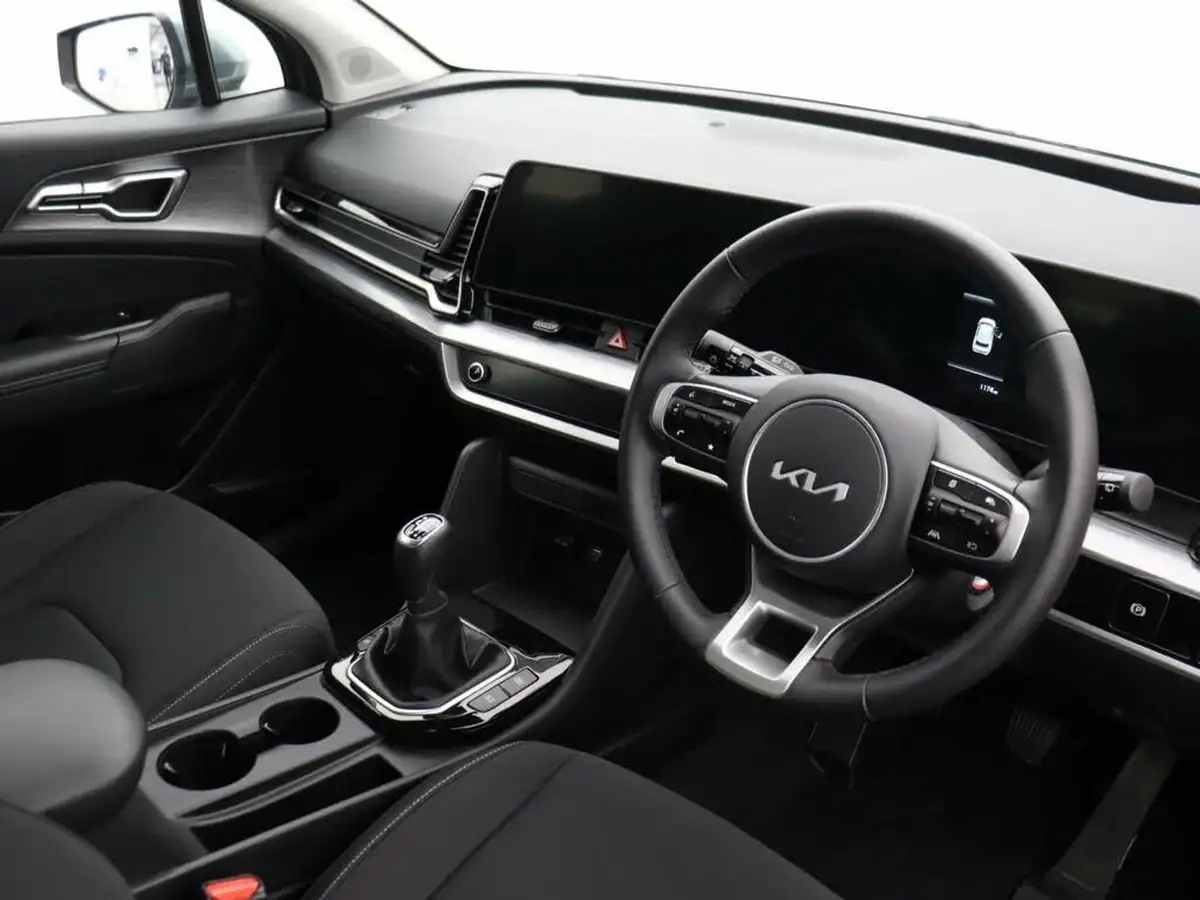 2025-kia-sportage-16-t-gdi-2-big-6