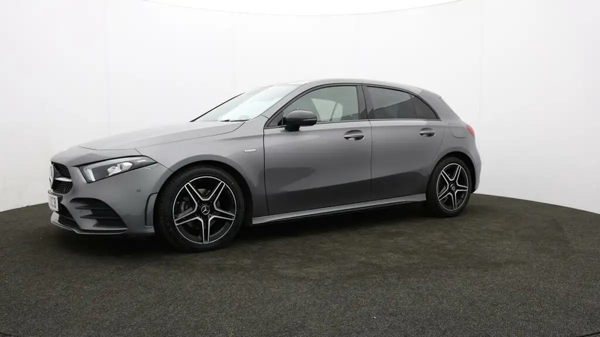 2022-mercedes-benz-a-class-13-a180-amg-line-executive-edition-hatchback-5d-7g-dct-big-62