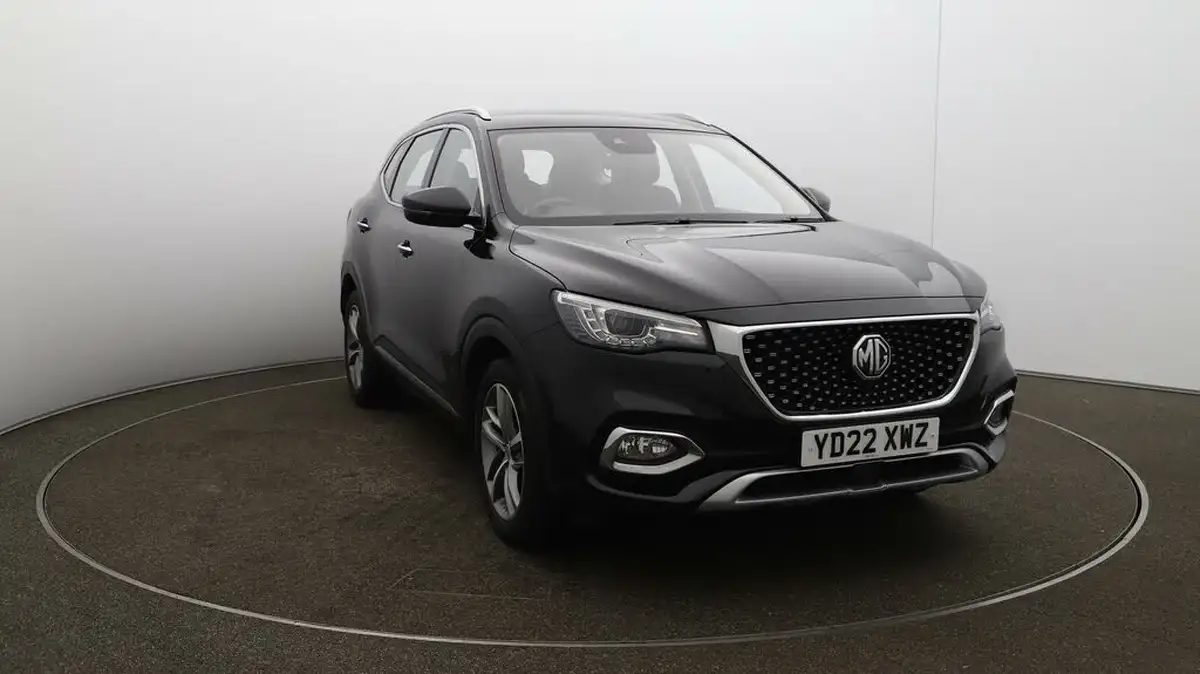 2022-mg-hs-15t-gdi-excite-162ps-big-39