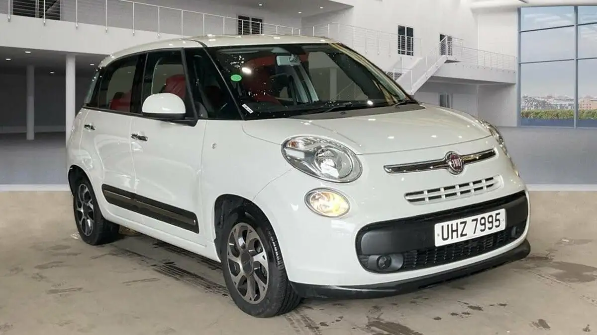 2017-fiat-500l-13-multijet-pop-star-dualogic-big-1