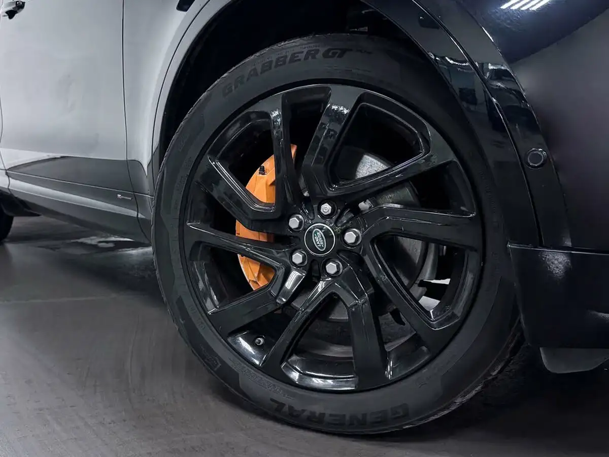 2021-land-rover-discovery-30-d250-r-dynamic-se-250ps-big-17
