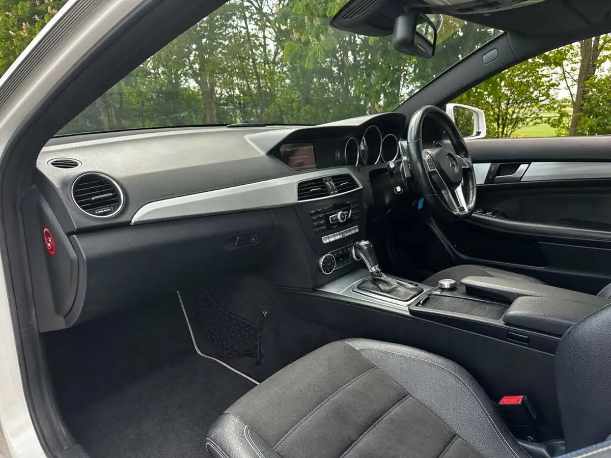 2014-mercedes-benz-c-class-21cdi-c220-cdi-amg-sport-edition-premium-plus-cdi-coupe-2d-7g-tronic-plus-big-15