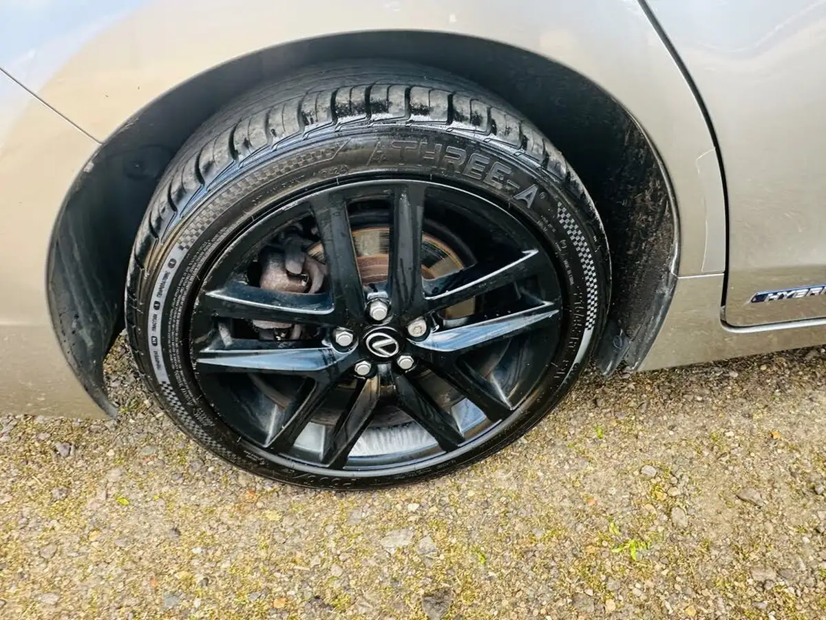2017-lexus-ct-200h-18-sport-99bhp-big-31