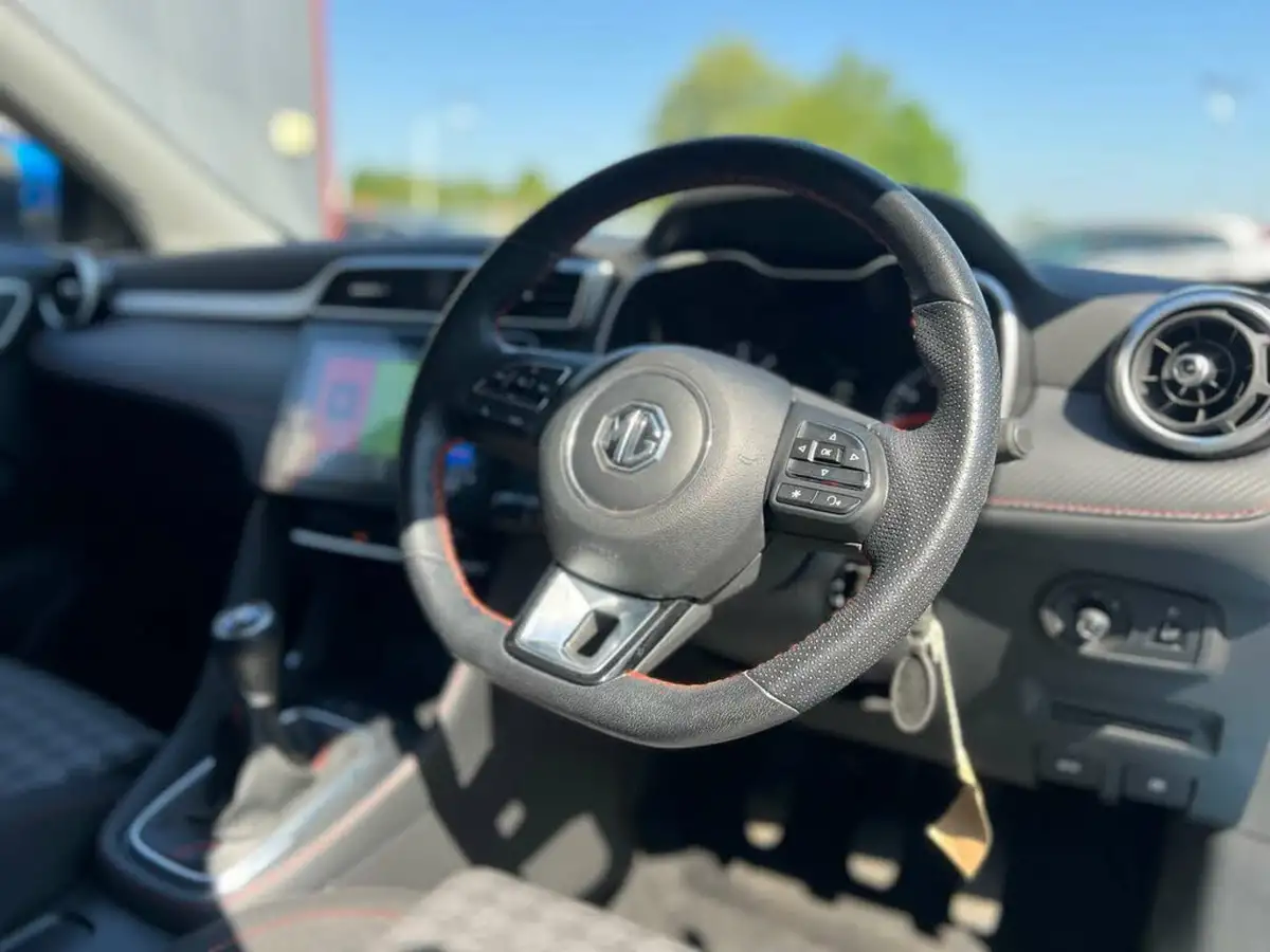 2022-mg-zs-suv-15-vti-tech-excite-big-18