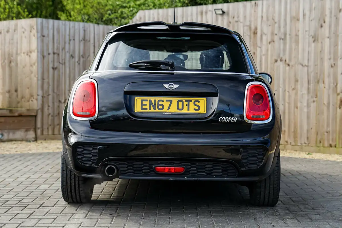 2017-mini-cooper-15-cooper-ss-hatchback-5d-big-8