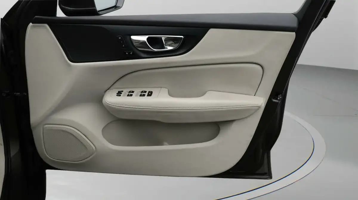 2018-volvo-v60-20td-d4-inscription-pro-geartronic-big-15