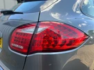 2013-porsche-cayenne-30td-small-13