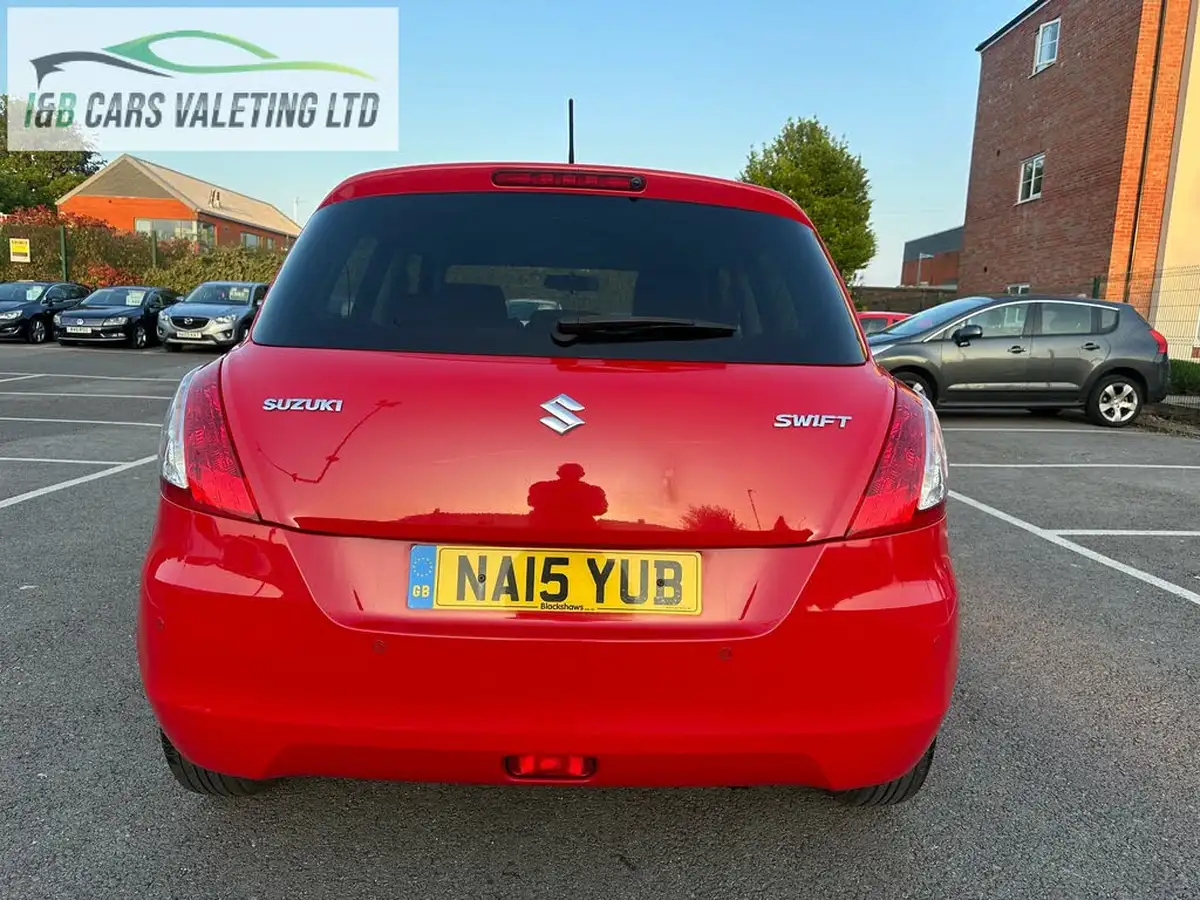 2015-suzuki-swift-12-sz2-5d-big-6