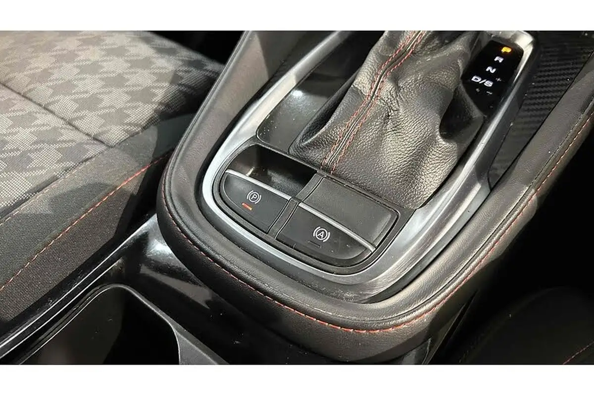 2021-mg-zs-suv-10t-gdi-excite-big-43