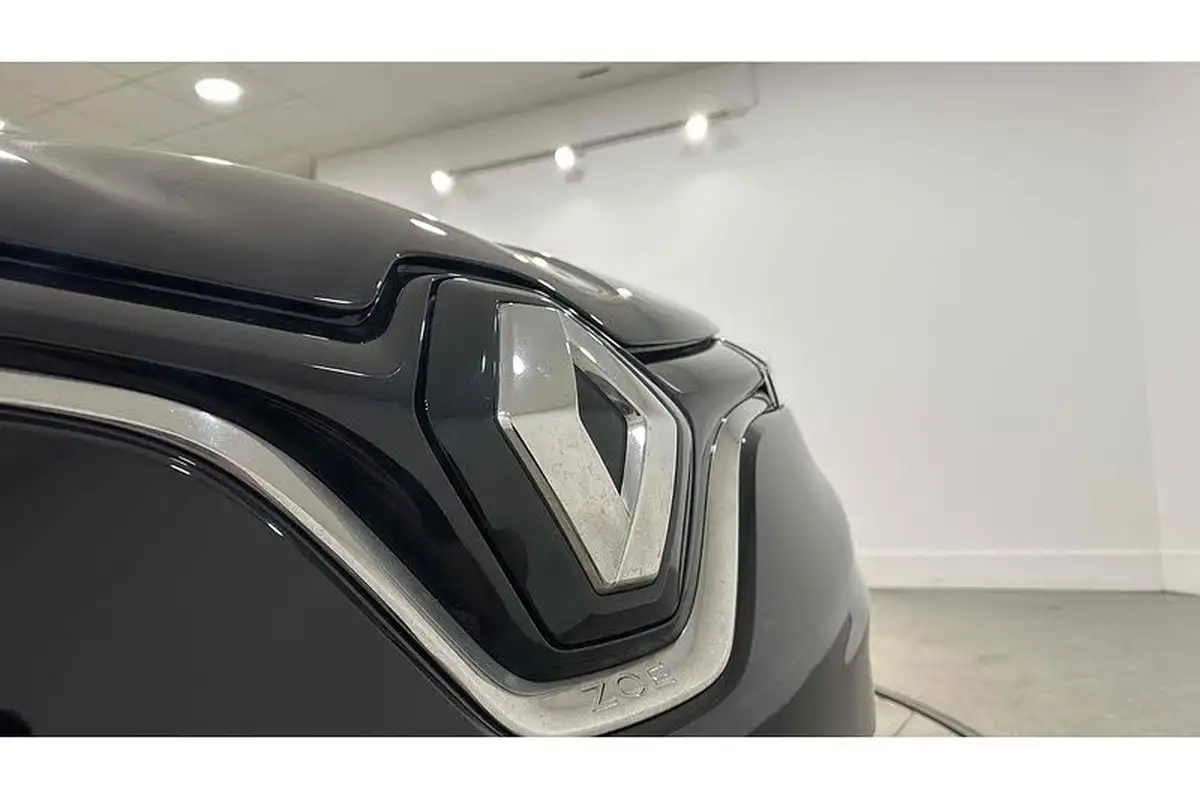 2022-renault-zoe-e-iconic-135ps-r135ze50-boost-charge-big-16