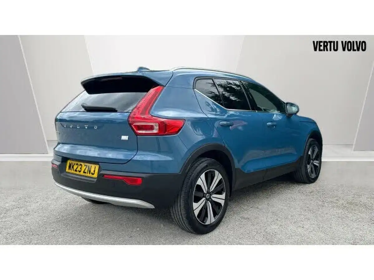 2023-volvo-xc40-15-t5-ultimate-dark-big-6