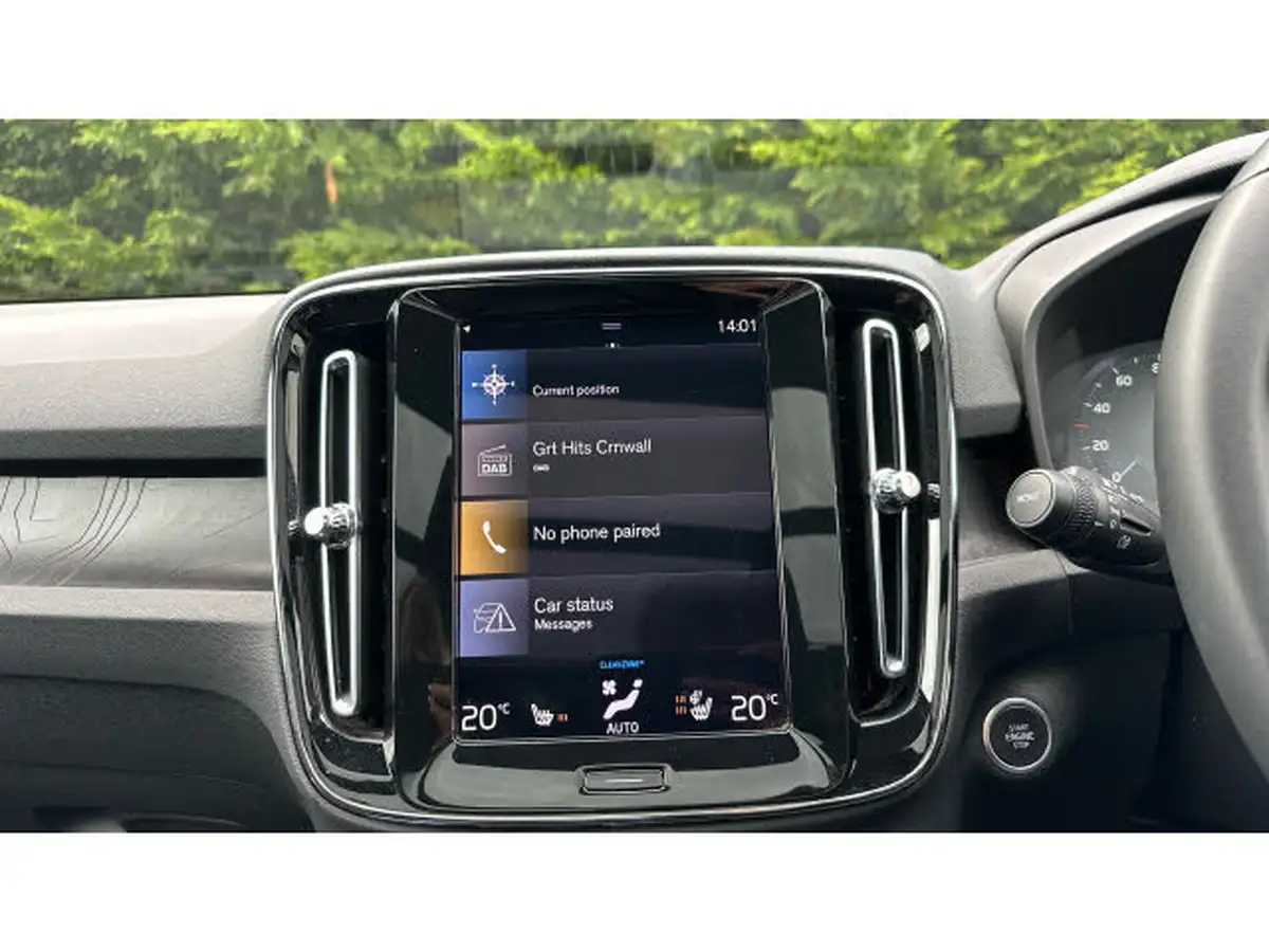 2023-volvo-xc40-15-t5-ultimate-dark-big-34