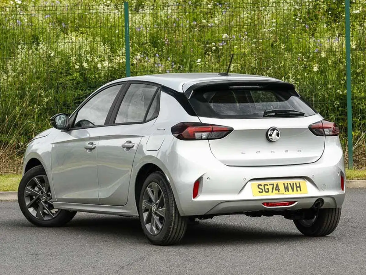 2024-vauxhall-corsa-12-turbo-design-hybrid-e-dct6-auto-big-1