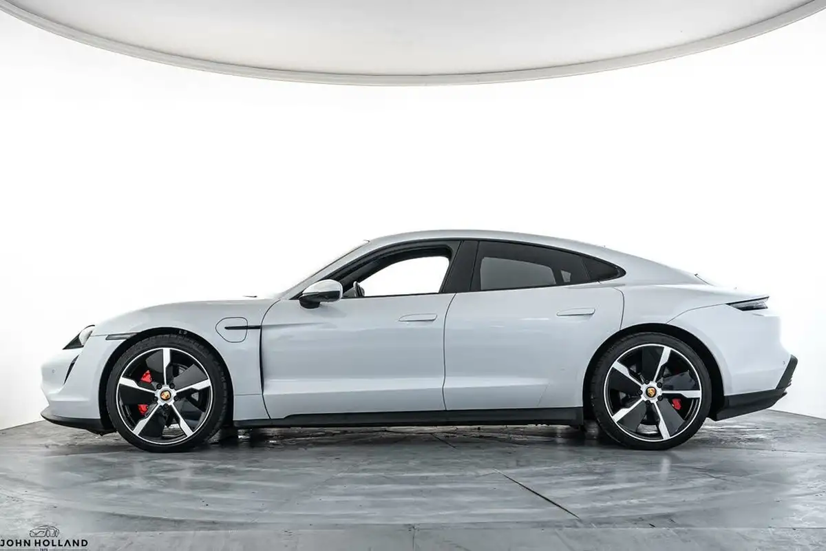 2021-porsche-taycan-e-4s-571ps-performance-battery-plus-big-6