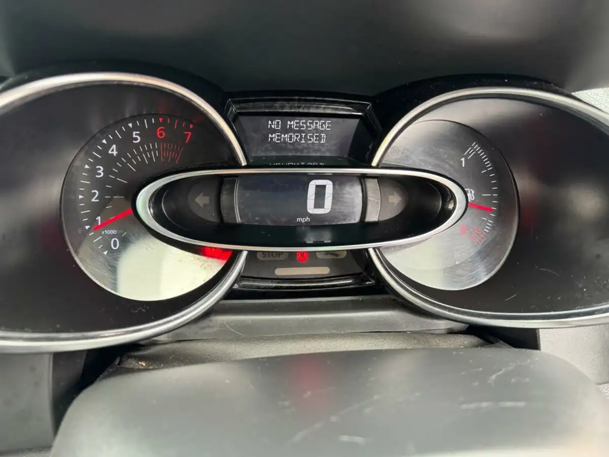 2019-renault-clio-09-tce-gt-line-big-56