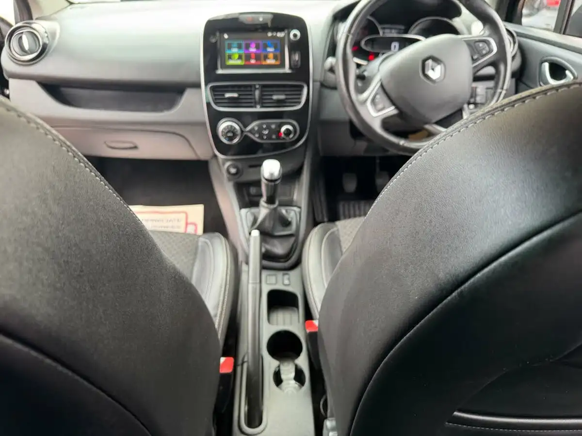 2019-renault-clio-09-tce-gt-line-big-32
