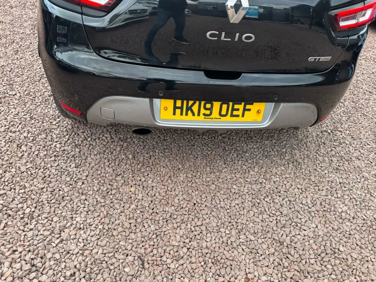 2019-renault-clio-09-tce-gt-line-big-8