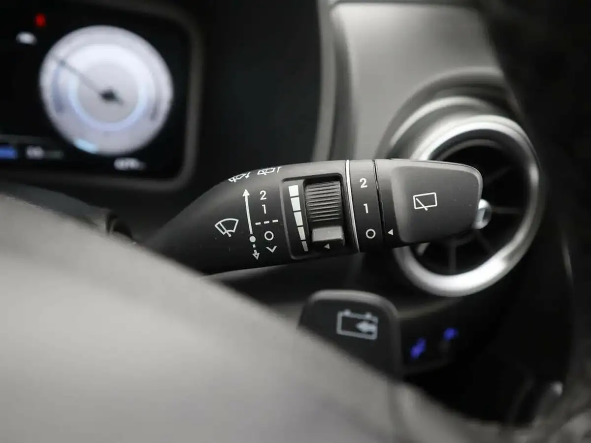 2022-hyundai-kona-e-se-connect-big-26