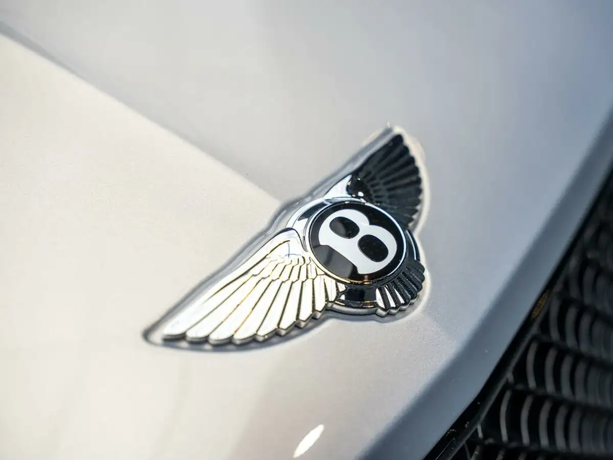 2022-bentley-bentayga-40-v8-s-big-32