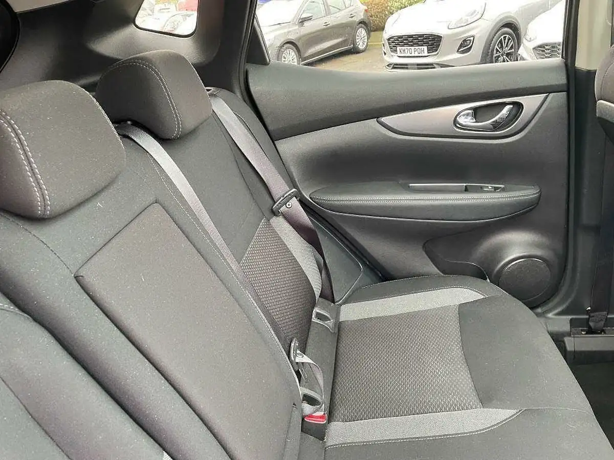 2019-nissan-qashqai-13-dig-t-n-connecta-160ps-big-16