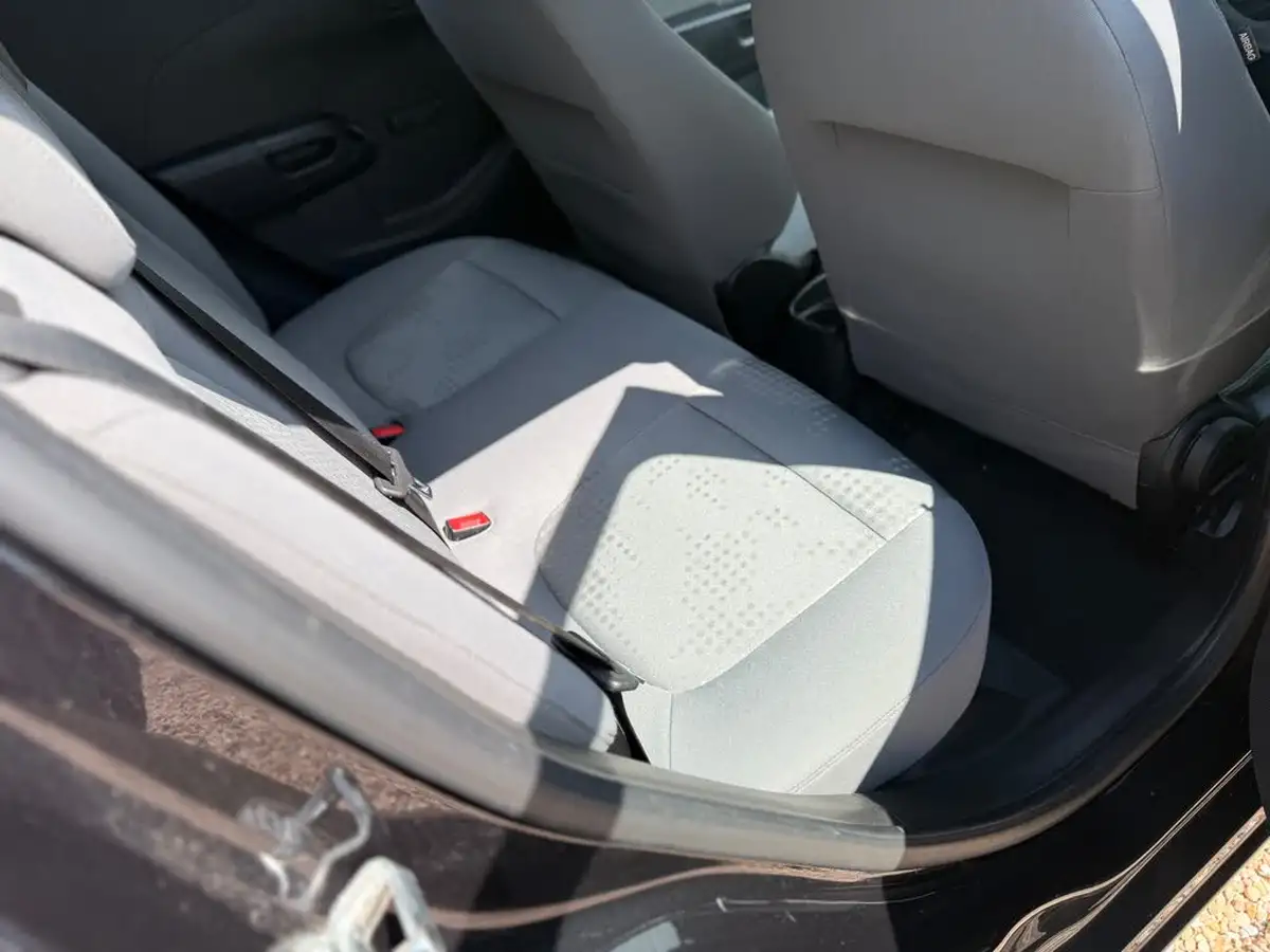 2012-chevrolet-aveo-12-ls-84bhp-1229cc-big-8
