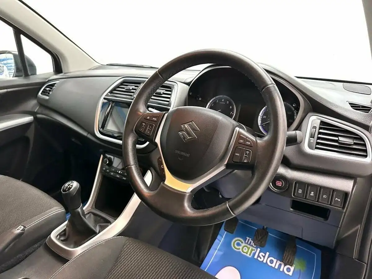 2019-suzuki-s-cross-10-boosterjet-sz-t-111ps-998cc-big-3