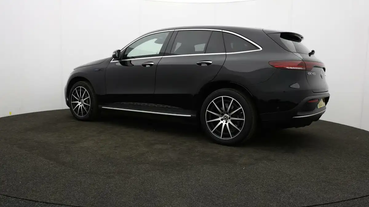 2022-mercedes-benz-eqc-e-eqc-400-amg-line-big-73