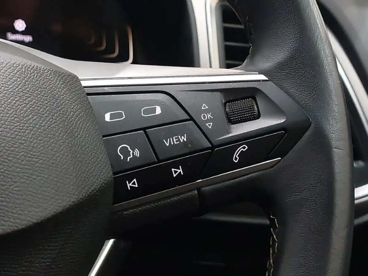 2024-seat-ateca-15-ecotsi-xperience-dsg-big-17