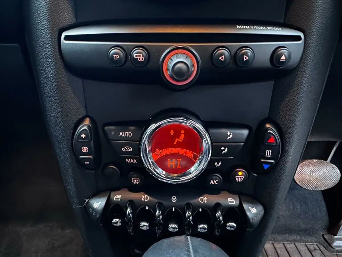 2013-mini-coupe-16-cooper-auto-big-25